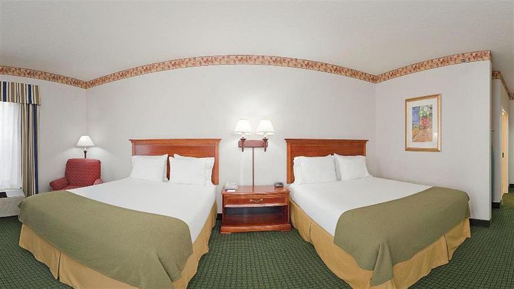 Holiday Inn Express & Suites Batesville By Ihg Exterior foto